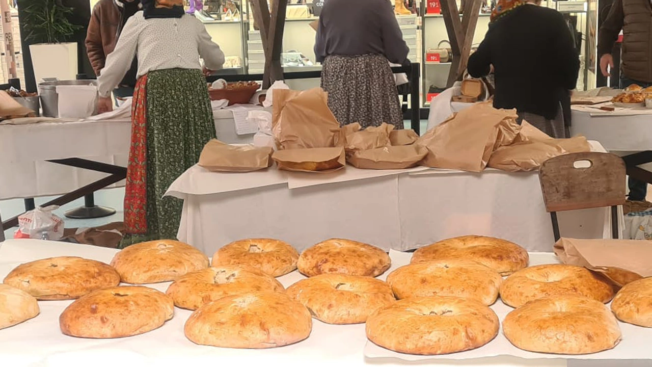 mercado à moda antiga março