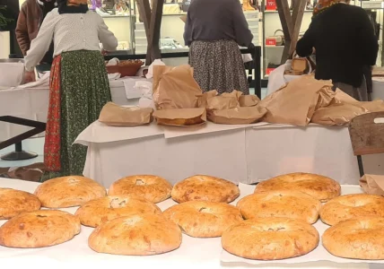 mercado à moda antiga março